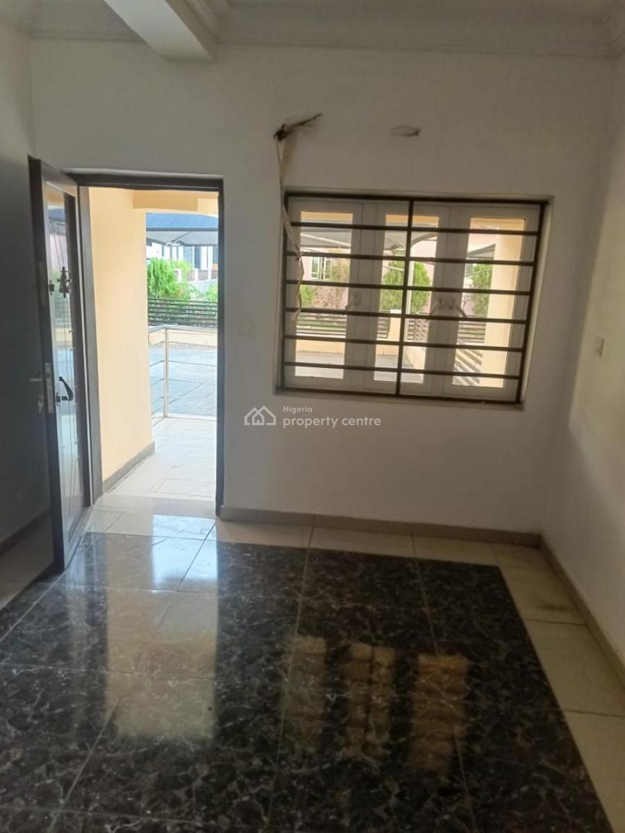 5 Bedroom Semi Detached Duplex with a Bq, Jakande, Lekki, Lagos, Semi-detached Duplex for Sale
