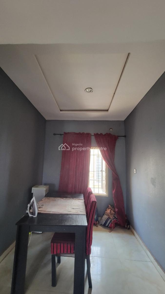 Two(2) Bedroom Apartment, a Minute Drive to Express, N3, Oakville Estate, Besides River Park, Lugbe Fha District Abuja., Lugbe District, Abuja, Flat / Apartment for Rent