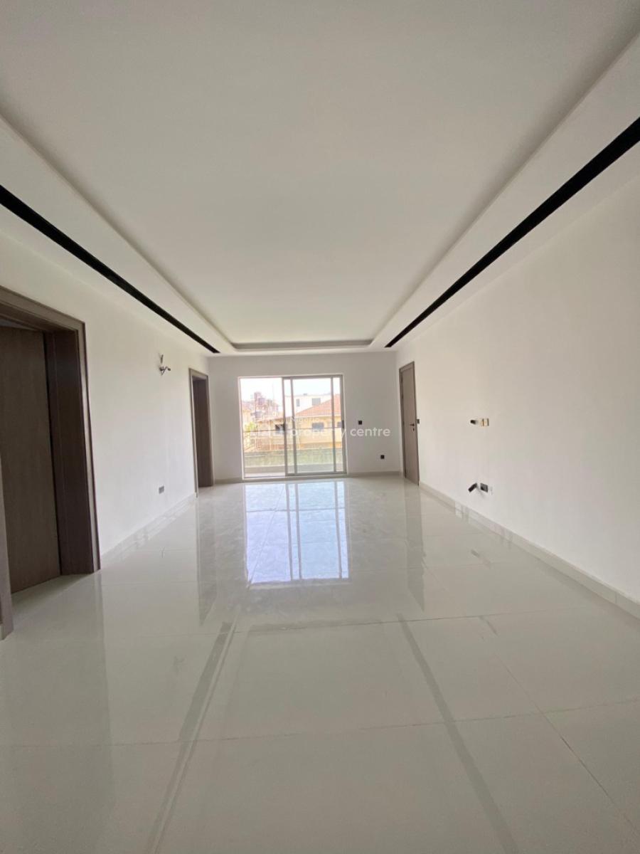Beautiful 2bedroom Apartment with an Elevator,bq,pool and Gym, Lekki Phase 1, Lekki, Lagos, Flat / Apartment for Sale