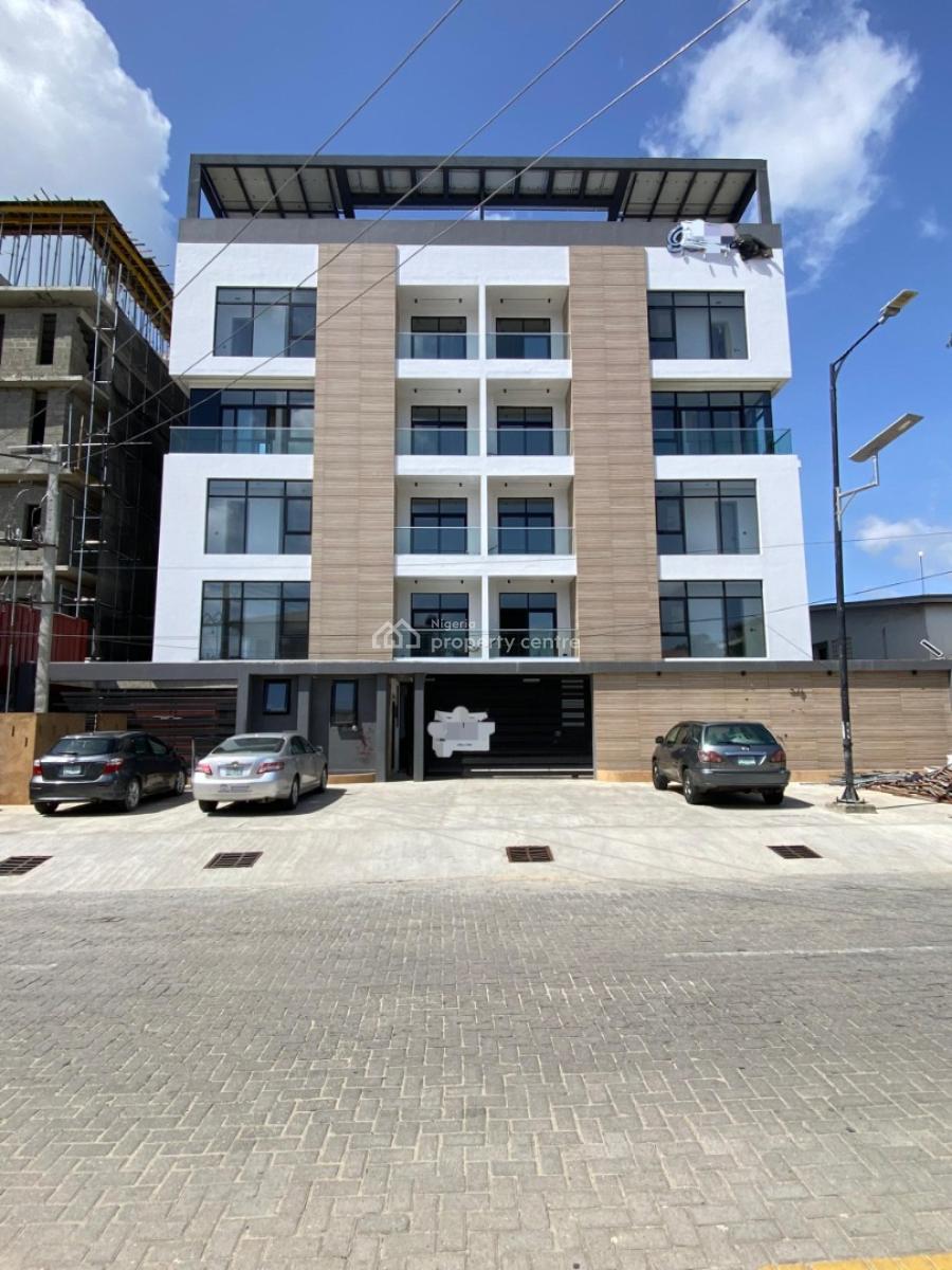 Excellent 3bedroom Apartment with an Elevator,bq and Pool, Lekki Phase 1, Lekki, Lagos, Flat / Apartment for Sale