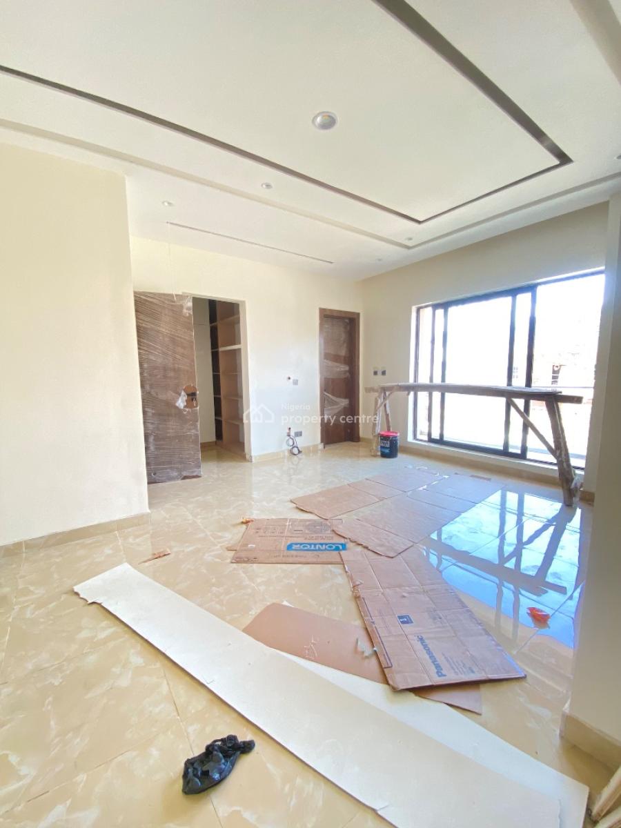 Exquisite 4 Bedroom Semi Detached House with Bq, Ologolo, Ologolo, Lekki, Lagos, Semi-detached Duplex for Rent