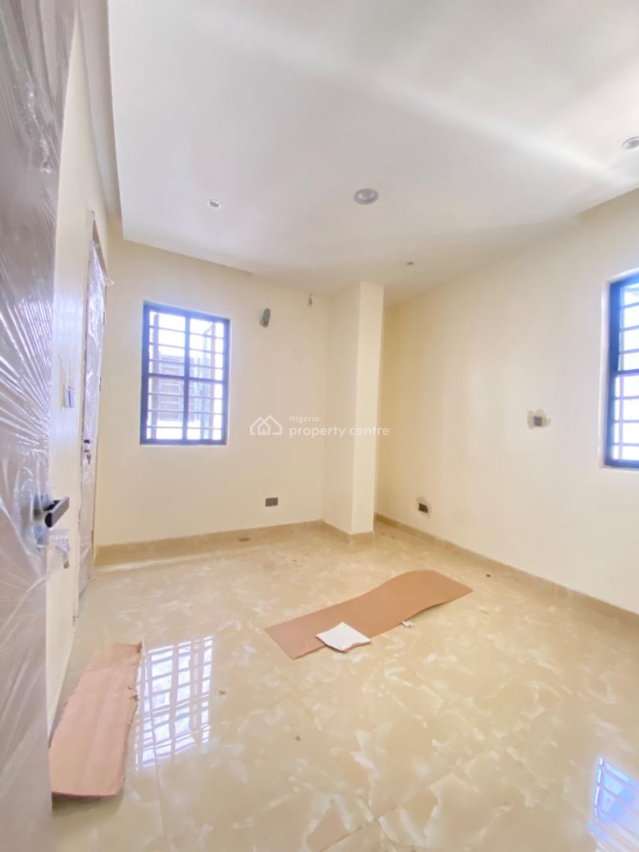 Exquisite 4 Bedroom Semi Detached House with Bq, Ologolo, Ologolo, Lekki, Lagos, Semi-detached Duplex for Rent