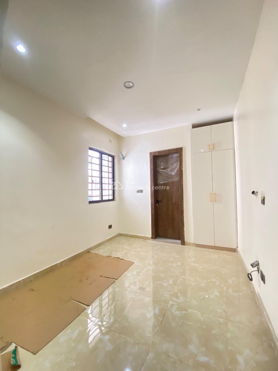 Exquisite 4 Bedroom Semi Detached House with Bq, Ologolo, Ologolo, Lekki, Lagos, Semi-detached Duplex for Rent