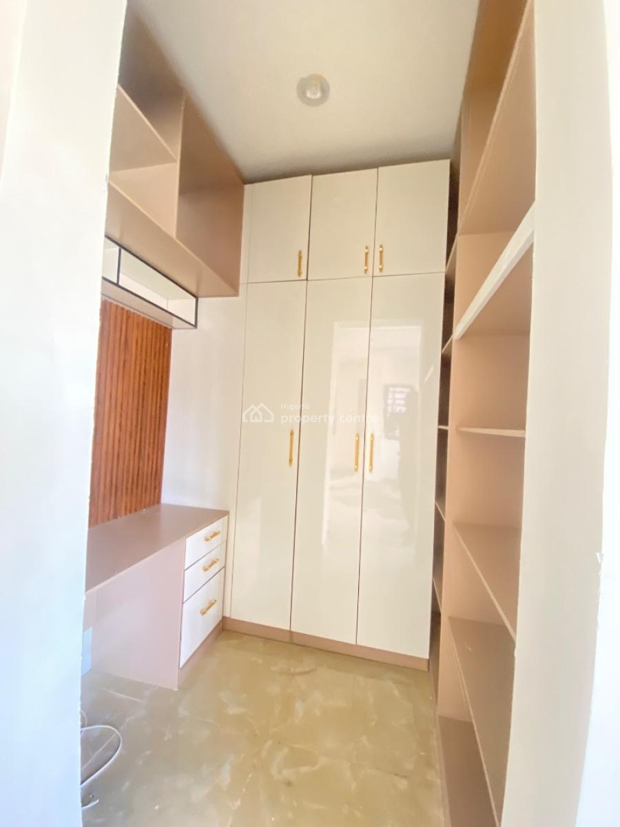 Exquisite 4 Bedroom Semi Detached House with Bq, Ologolo, Ologolo, Lekki, Lagos, Semi-detached Duplex for Rent