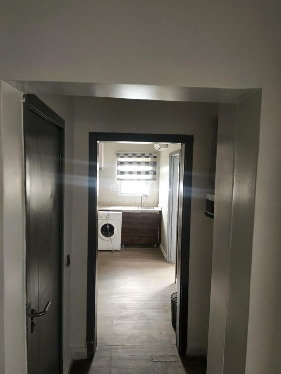Lovely 2bed Apartment, Qmb Mart Road, Lekki Right, Lekki Phase 1, Lekki, Lagos, Flat / Apartment for Rent