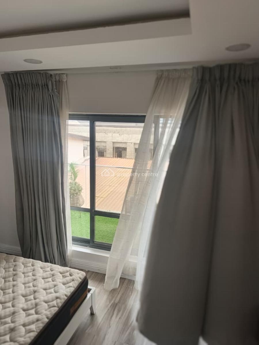 Lovely 2bed Apartment, Qmb Mart Road, Lekki Right, Lekki Phase 1, Lekki, Lagos, Flat / Apartment for Rent