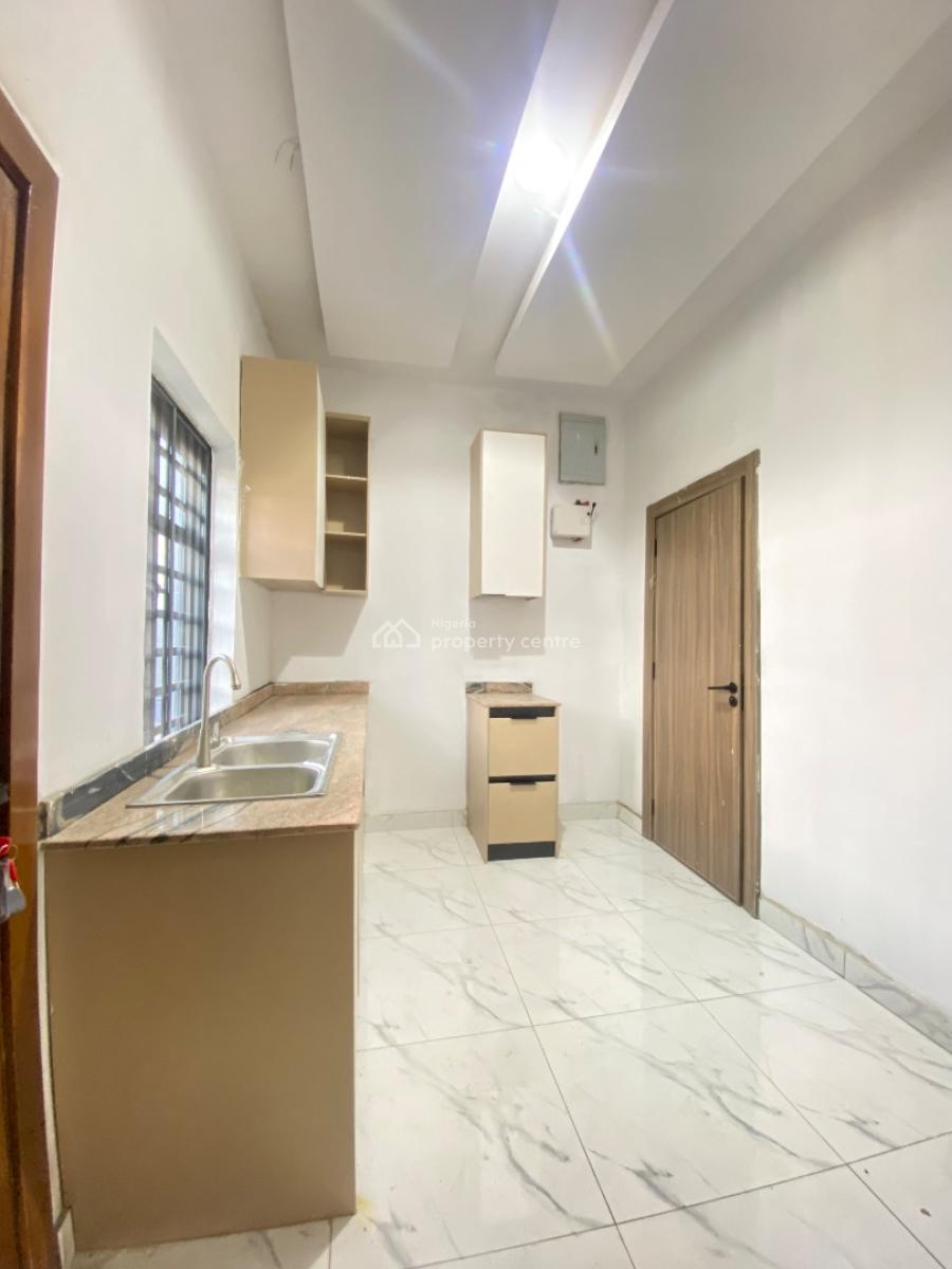2 Bedroom Terrace House, Ologolo, Ologolo, Lekki, Lagos, Terraced Duplex for Rent