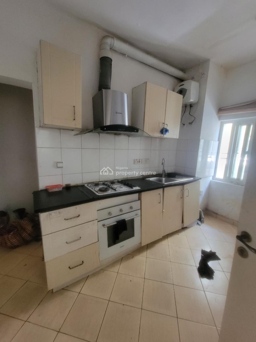3 Bedroom Spacious Apartment, Primewater View Gardens, Lekki Phase 1, Lekki, Lagos, Flat / Apartment for Rent