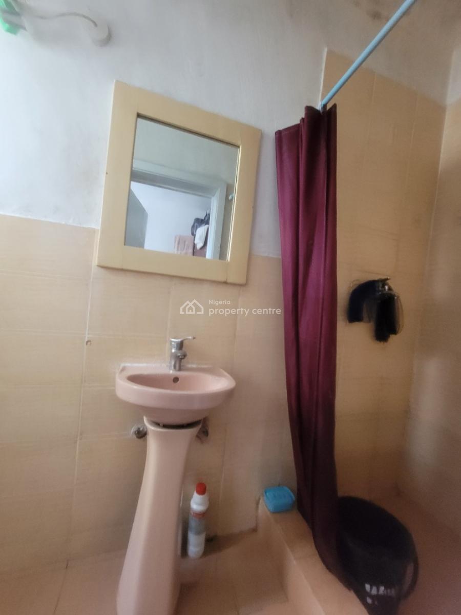 3 Bedroom Spacious Apartment, Primewater View Gardens, Lekki Phase 1, Lekki, Lagos, Flat / Apartment for Rent