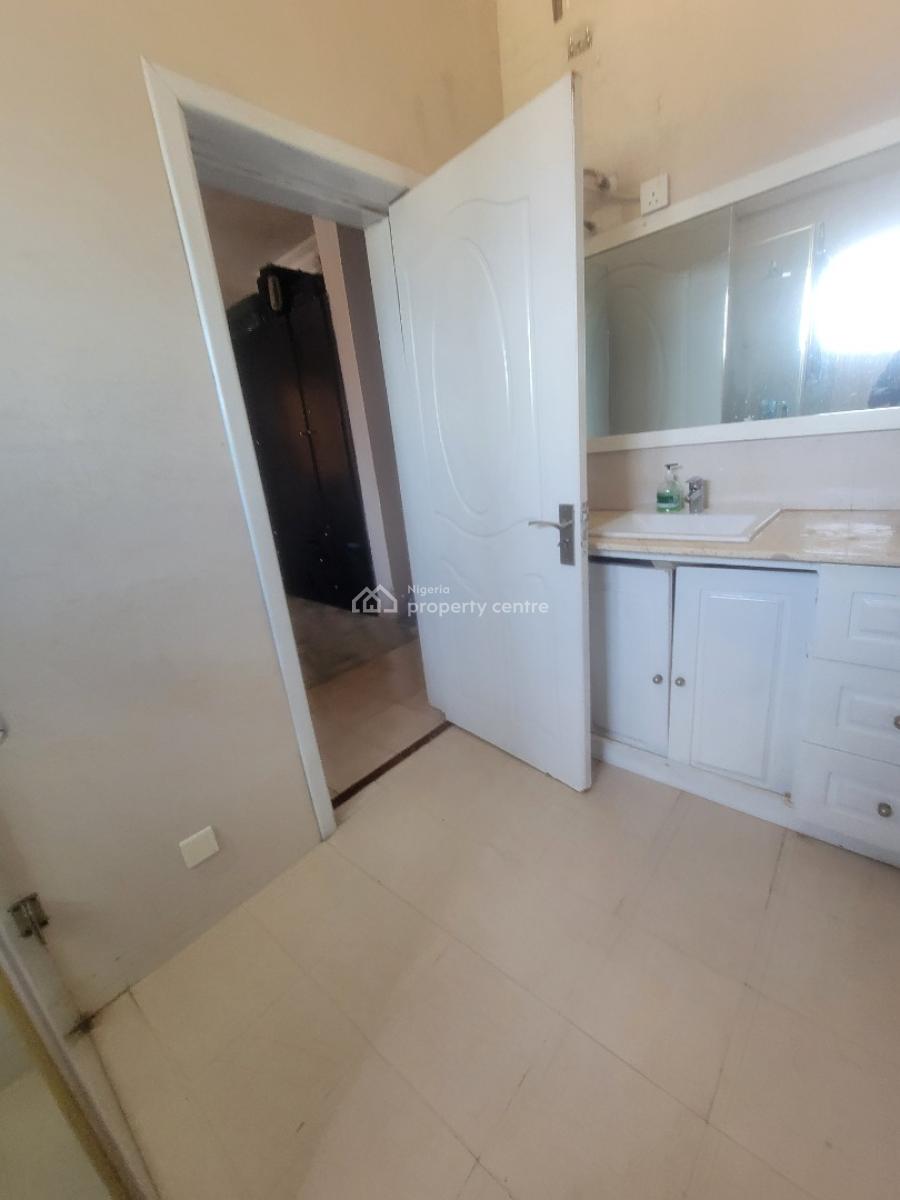 3-bedroom Spacious Apartment, Primewater View Estate, Lekki Phase 1, Lekki, Lagos, Flat / Apartment for Rent