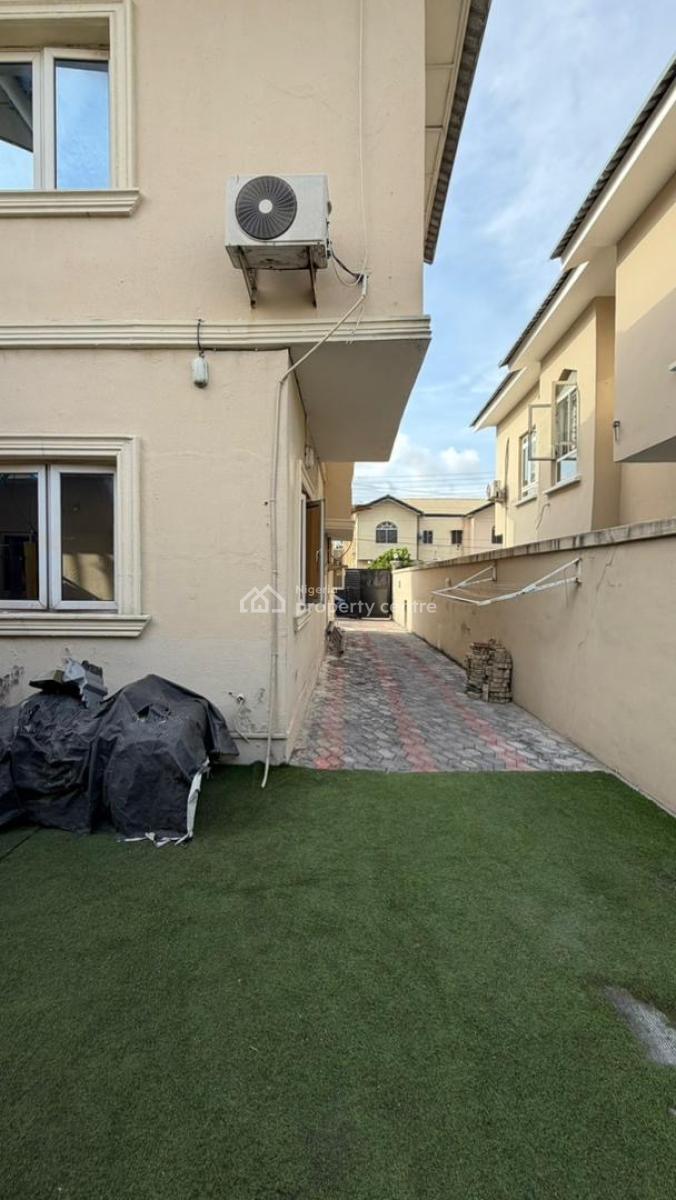 Luxury 4 Bedroom Semi Deatched Duplex with Bq, Lekki Phase 1, Lekki, Lagos, Semi-detached Duplex for Sale