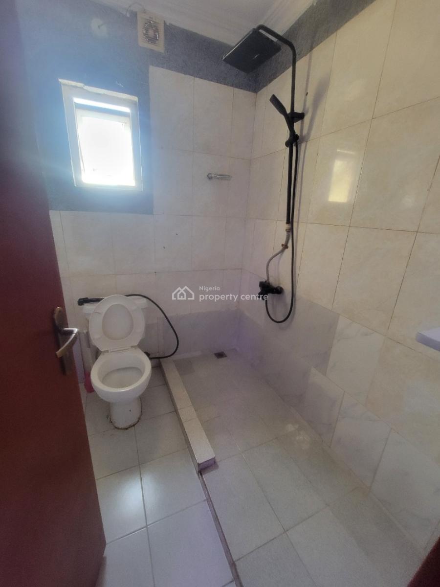 Fully-furnished 1-bedroom Apartment  & a Bq, Primewater View Estate, Lekki Phase 1, Lekki, Lagos, Flat / Apartment for Rent
