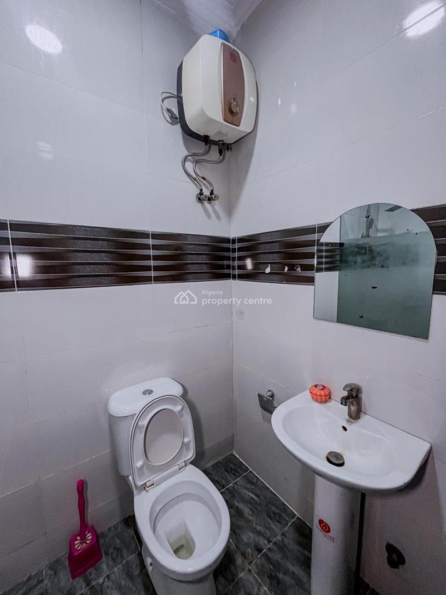 Clean 3 Bedroom Apartment, Sangotedo, Ajah, Lagos, Flat / Apartment for Rent