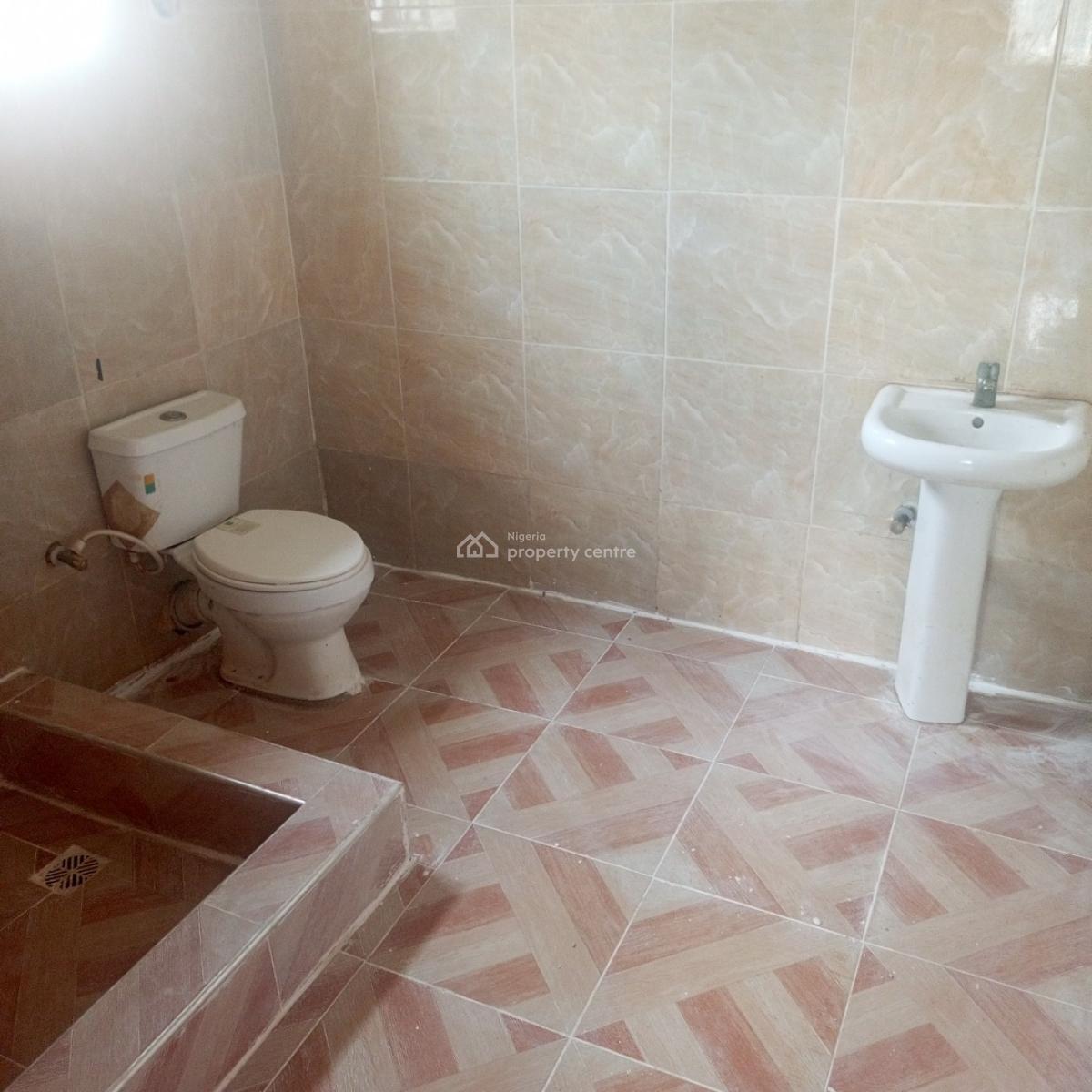 Standard and Spacious 2bedroom Apartment (upstairs), Badore Ajah-lekki, Ajah, Lagos, Flat / Apartment for Rent