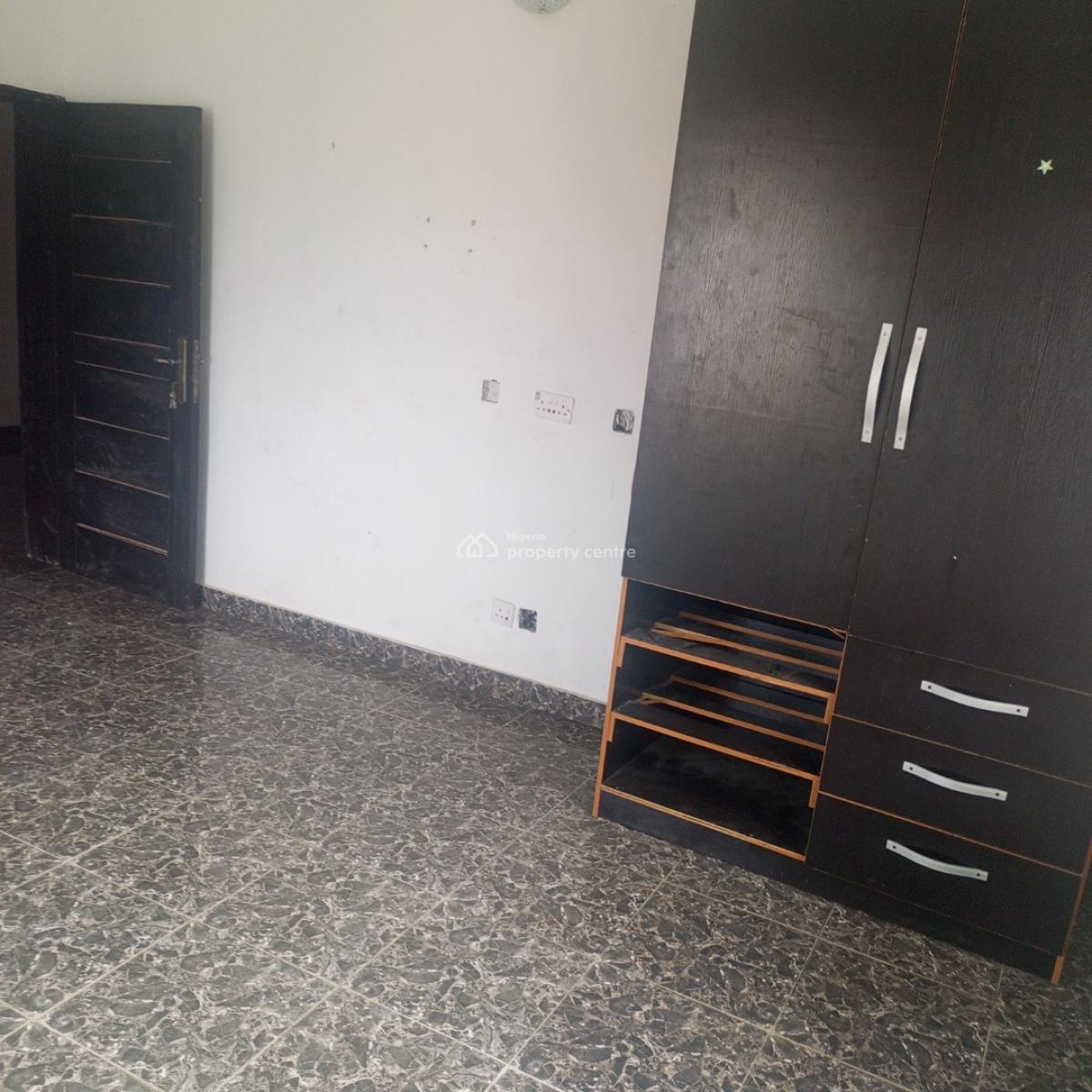 Standard and Spacious 2bedroom Apartment (upstairs), Badore Ajah-lekki, Ajah, Lagos, Flat / Apartment for Rent