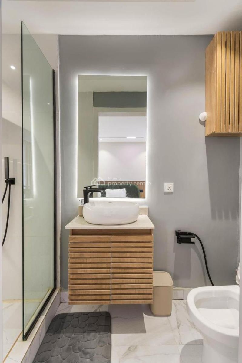 Luxury 2 Bedroom Apartment with Balcony Ps5 and Gym, Housekeeping and Chef in Demand, Parking Space, Speedy Wi-fi, Comforta, Lekki Phase 1, Lekki, Lagos, Flat / Apartment Short Let