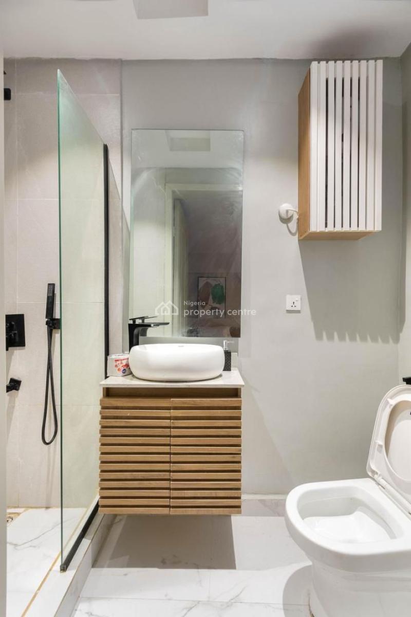Luxury 2 Bedroom Apartment with Housekeeping and Chef on Demand, Superfast Wifi and Gymnasium, Lekki Phase 1, Lekki, Lagos, Flat / Apartment Short Let