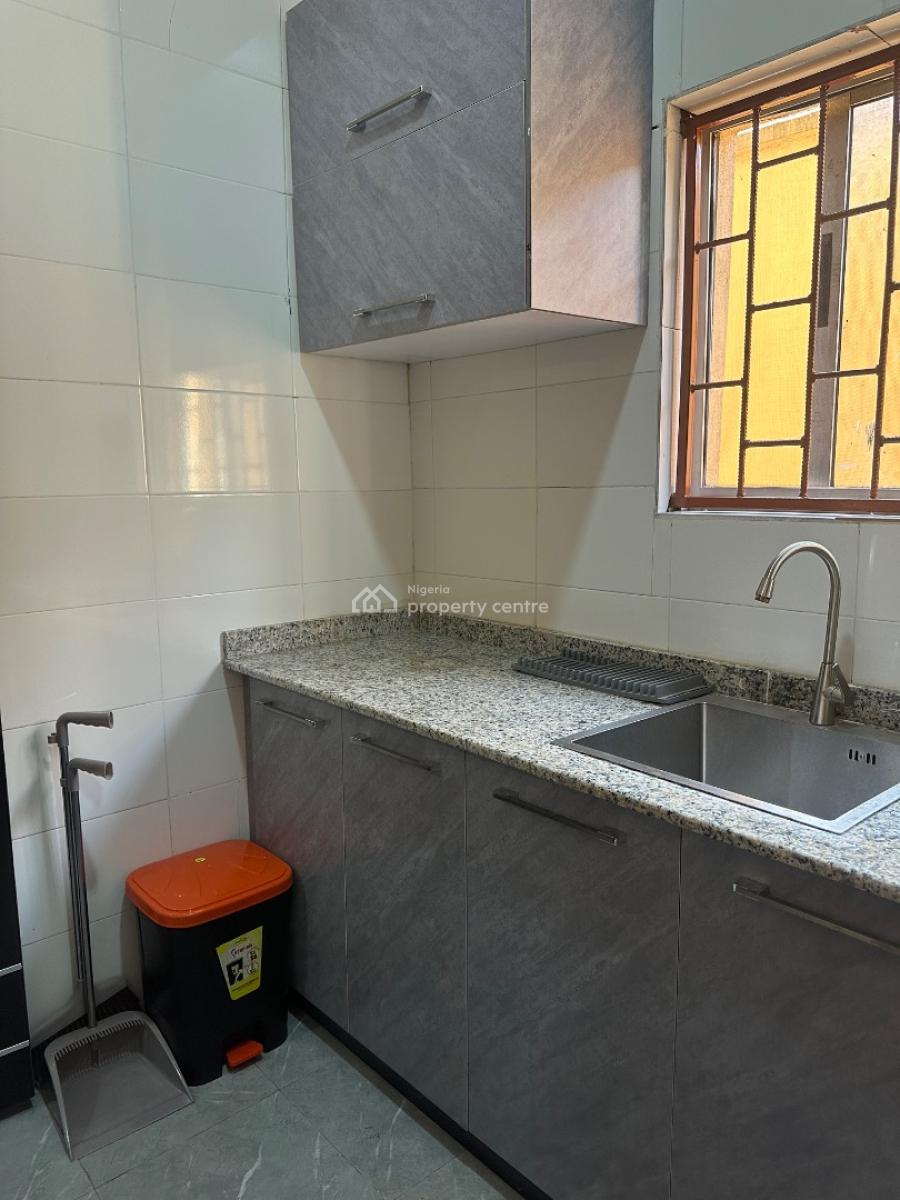 Large Fully Furnished Studio Apartment, Amodu Tijani Close, Victoria Island (vi), Lagos, Mini Flat (room and Parlour) for Rent