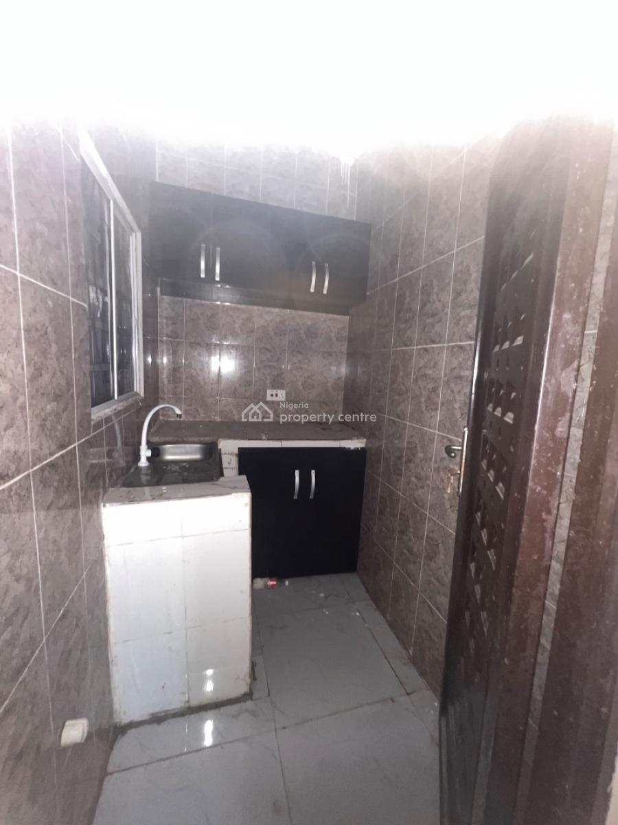 1bedroom Flat, Valley County Estate, Sangotedo, Ajah, Lagos, Mini Flat (room and Parlour) for Rent
