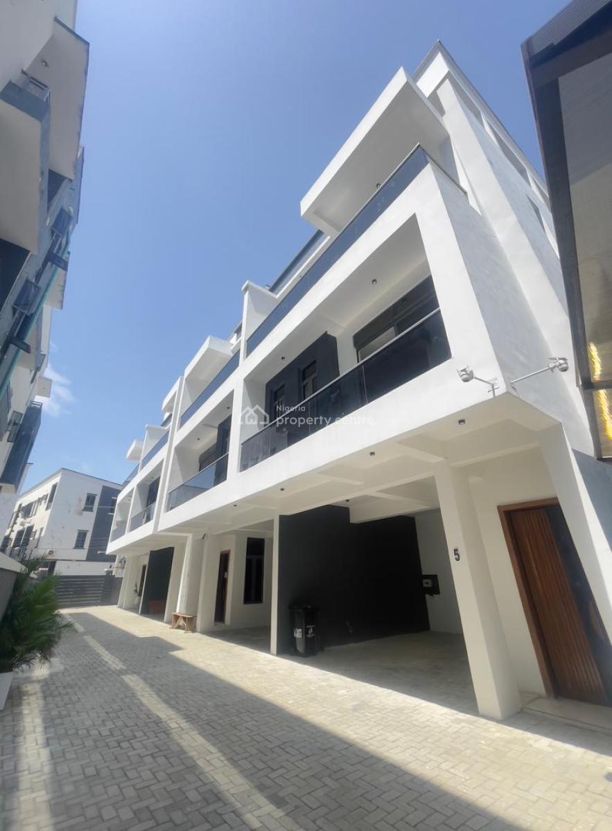 Nicely Finished 4 Bedroom Terrace Duplex with Bq, Ologolo, Lekki, Lagos, Terraced Duplex for Sale