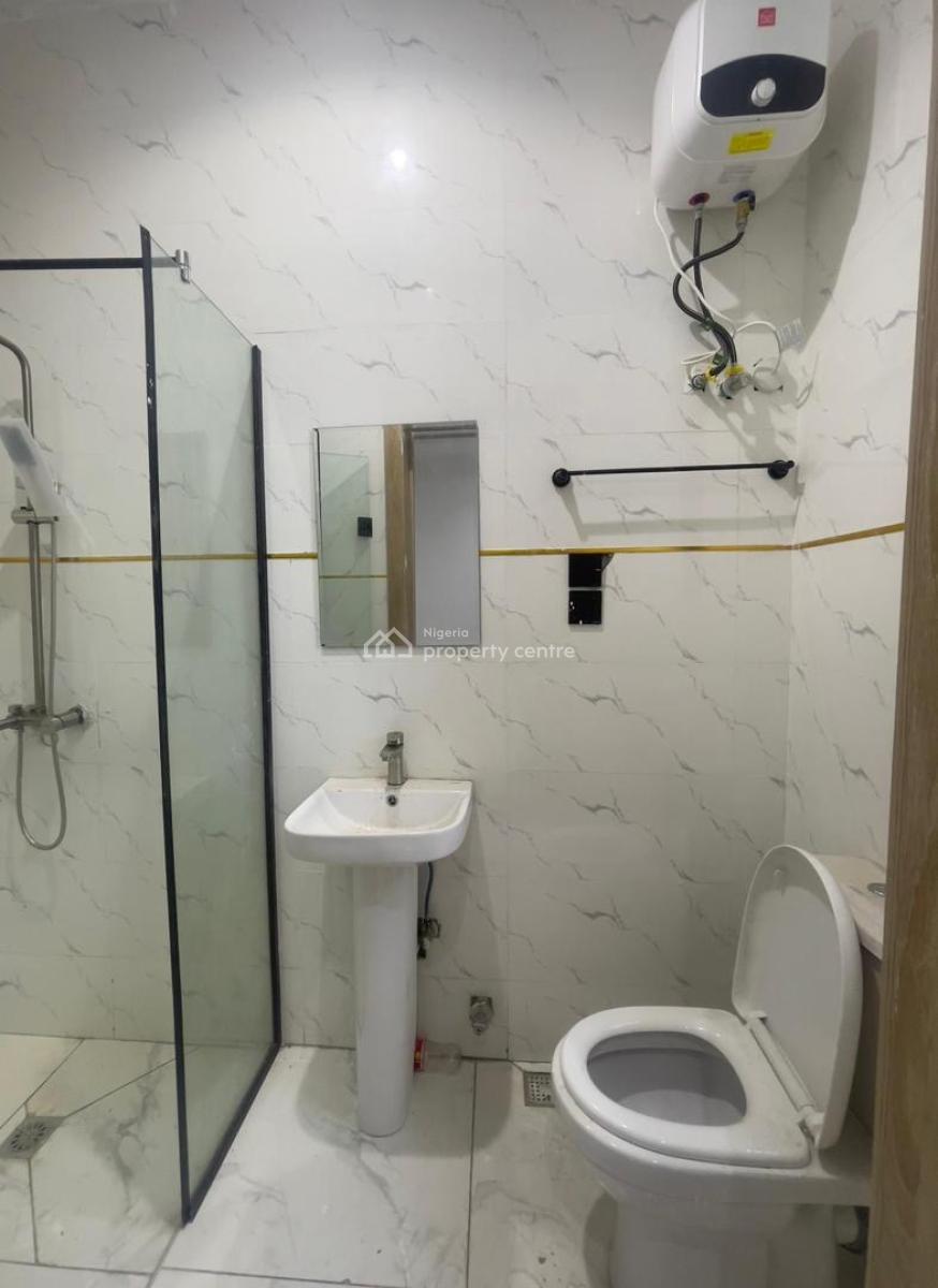 Nicely Finished 4 Bedroom Terrace Duplex with Bq, Ologolo, Lekki, Lagos, Terraced Duplex for Sale