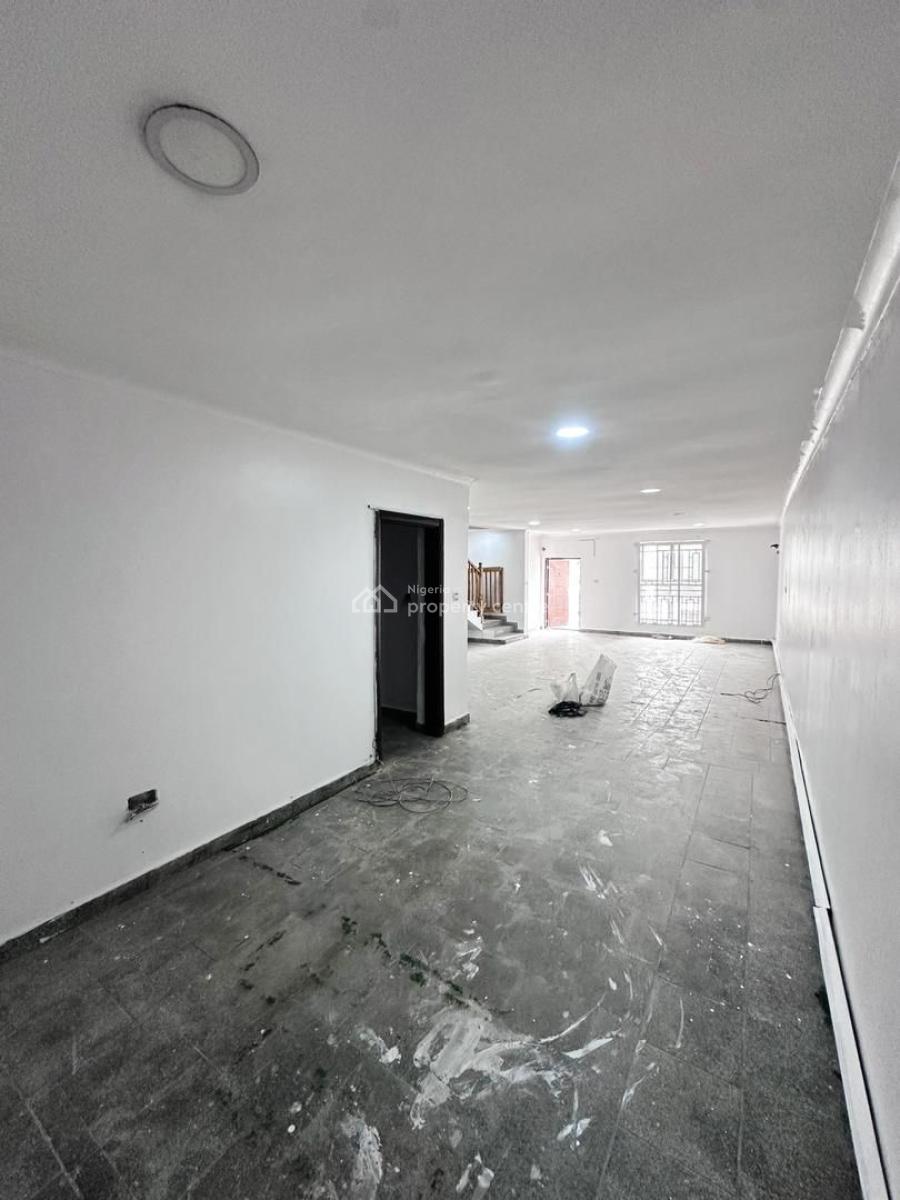 Exclusive Spacious 4 Bedroom Self Compound Terrace Duplex with Bq, Lekki Phase One, Lekki, Lagos, Terraced Duplex for Sale