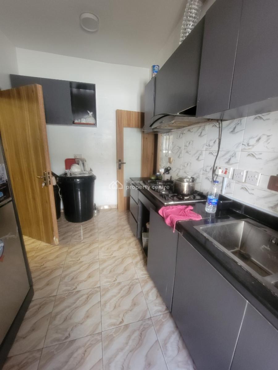 Luxury and Furnished 3-bedroom Apartment, Primewater View Estate, Lekki Phase 1, Lekki, Lagos, Flat / Apartment for Rent