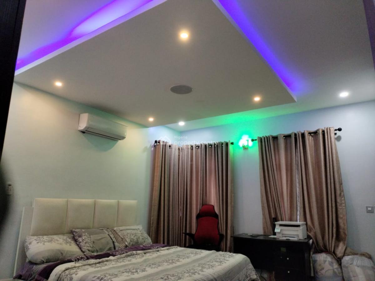 4 Bedrooms Terrace Duplex + Bq, Ikota Gra Lekki, Ikota, Lekki, Lagos, Terraced Duplex for Sale