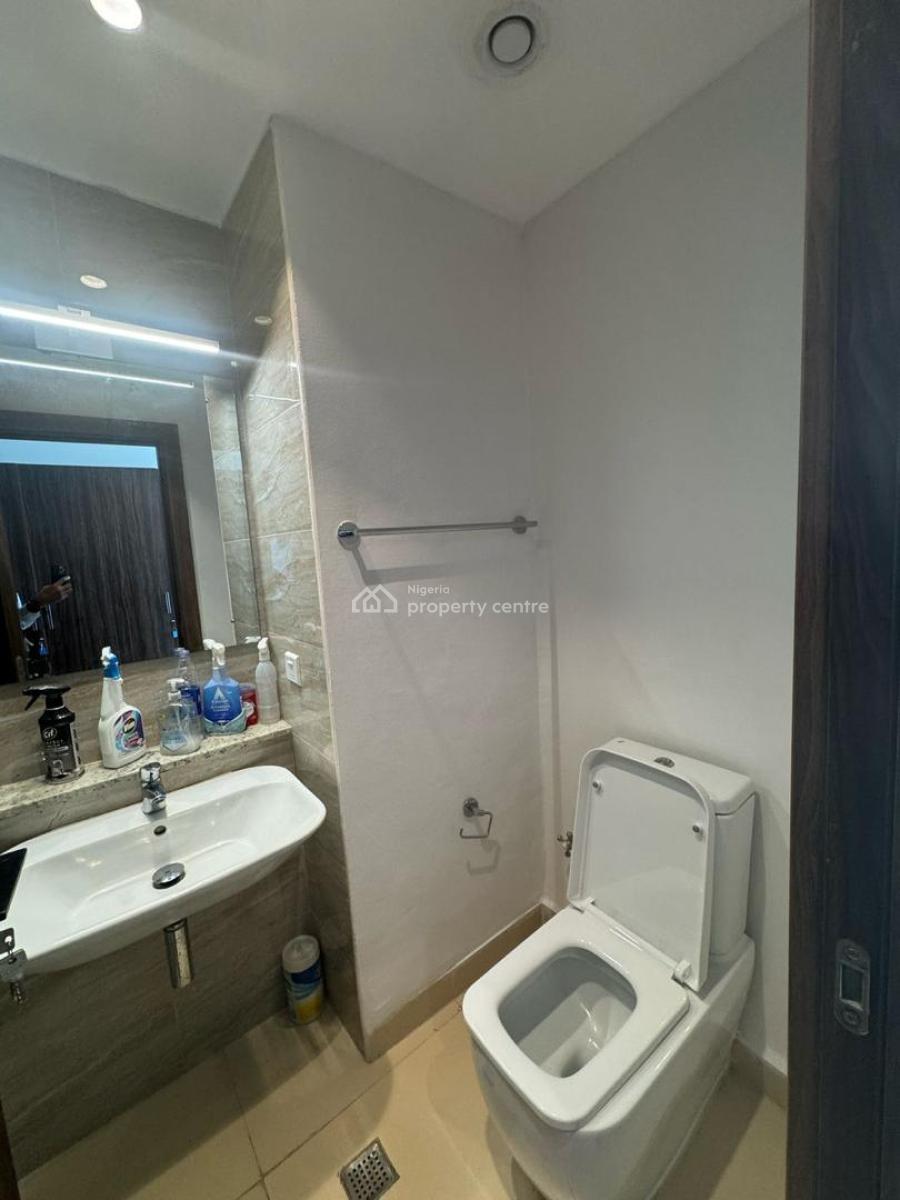 Iconic 2 Bedroom Apartment Waterfront, Bluewater Apartments, Lekki Phase 1, Lekki, Lagos, Flat / Apartment for Rent