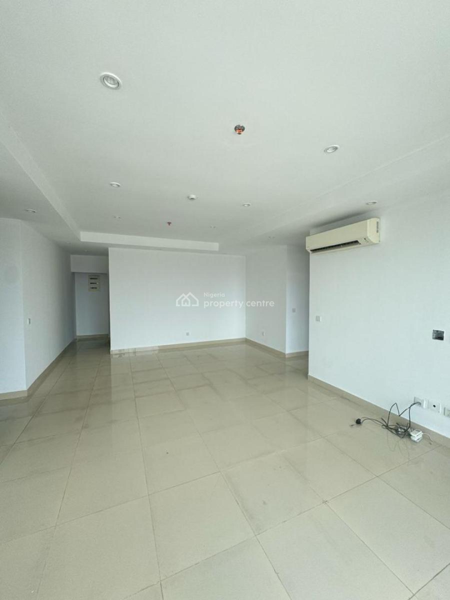 Iconic 2 Bedroom Apartment Waterfront, Bluewater Apartments, Lekki Phase 1, Lekki, Lagos, Flat / Apartment for Rent