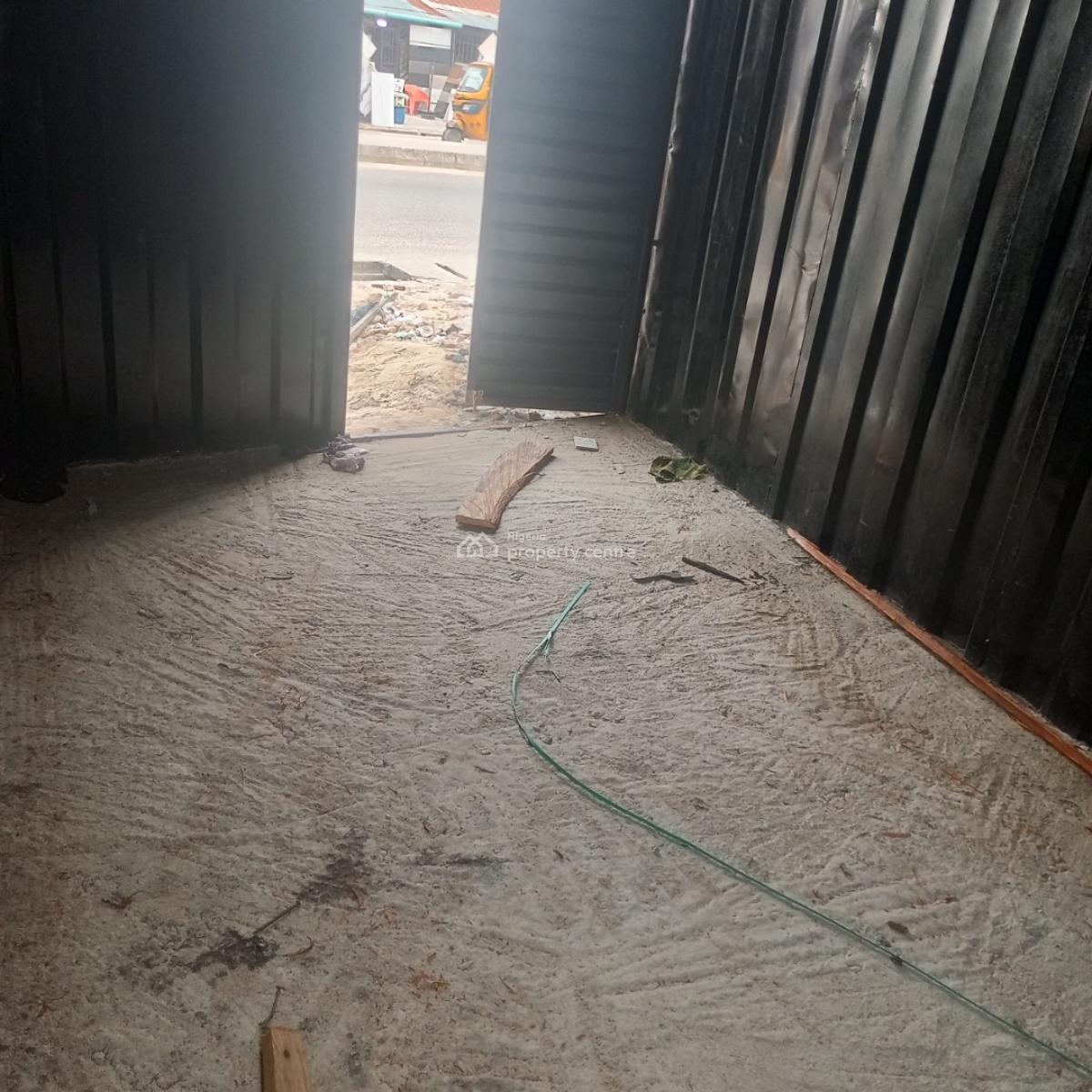 a Spacious Shop, Ado Road, Ajah, Lagos, Shop for Rent