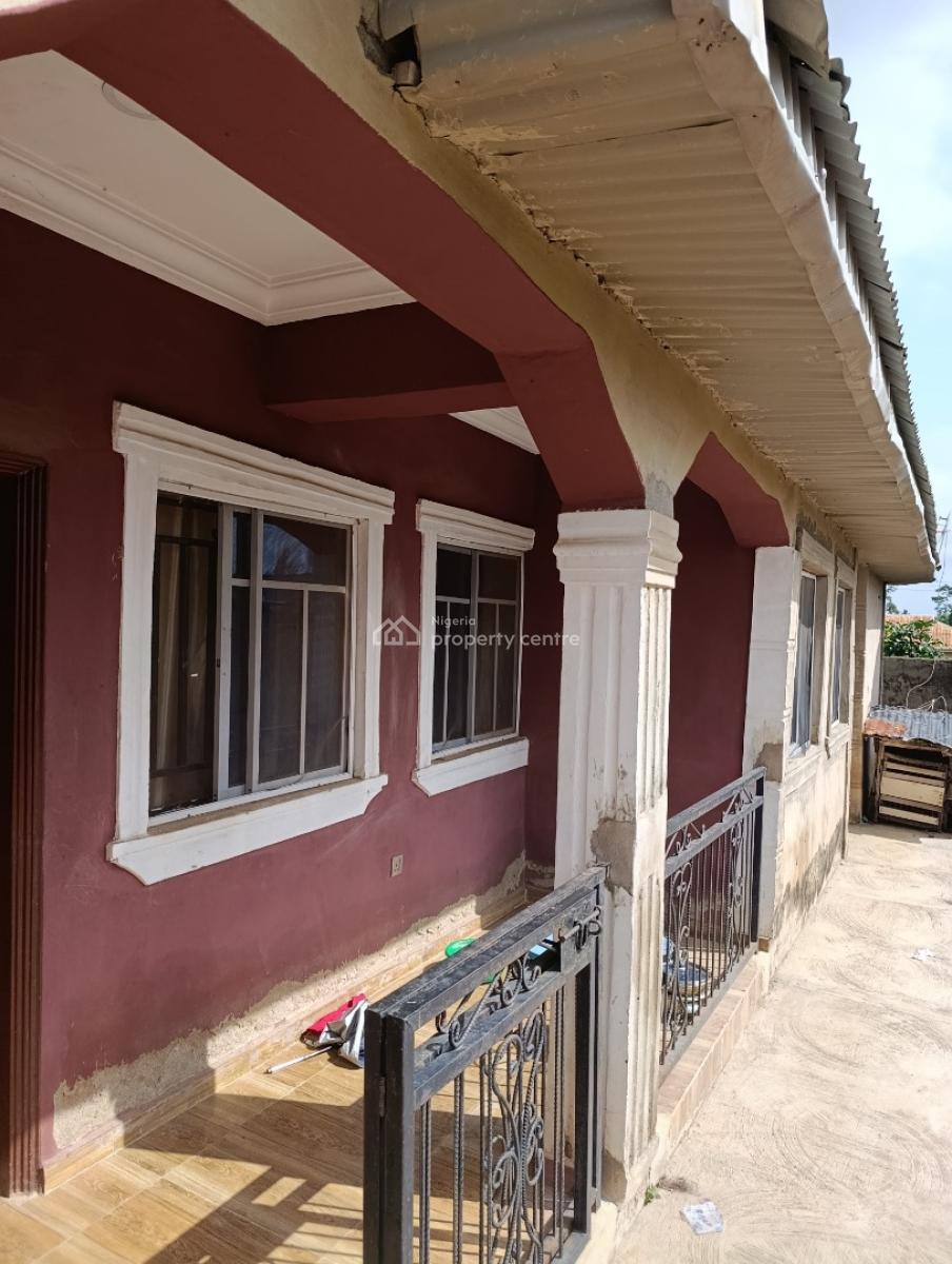 Twin Flat of 3 Bedroom on a Plot of Land, Akinbode Zone 2, Oluwo, Ibadan, Alakia, Ibadan, Oyo, Block of Flats for Sale