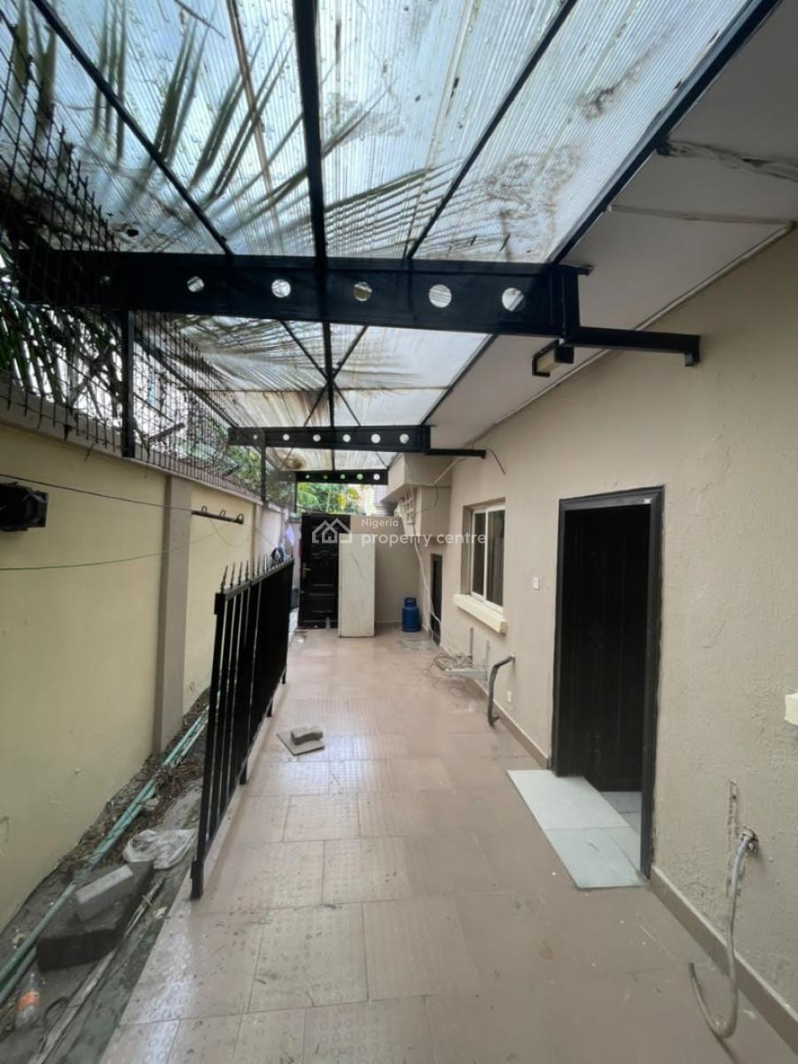 Spacious 4 Bedroom Terrace Duplex with Bq, Lekki Phase 1, Lekki Phase 1, Lekki, Lagos, Terraced Duplex for Rent