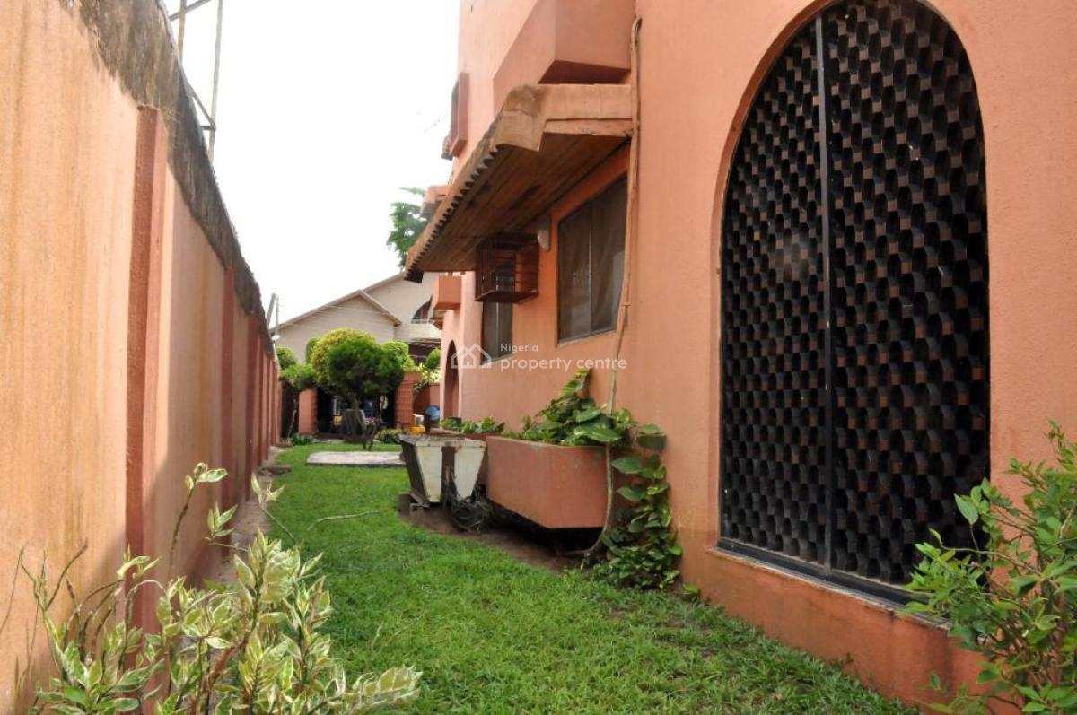 5 Bedroom Fully Detached House, Festac, Amuwo Odofin, Lagos, Detached Duplex for Sale