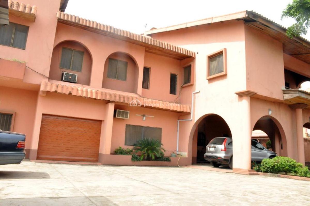 5 Bedroom Fully Detached House, Festac, Amuwo Odofin, Lagos, Detached Duplex for Sale