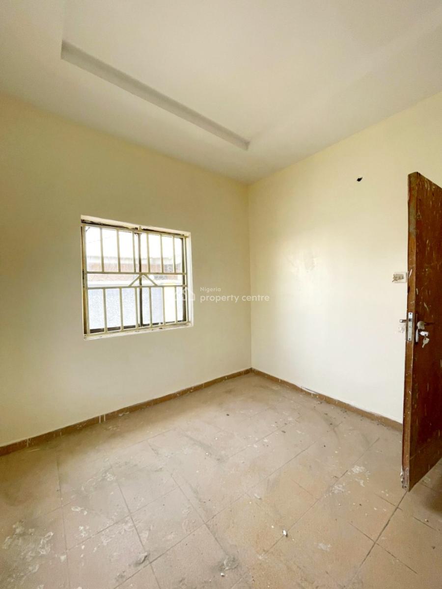 Refurbished One Bedroom Apartment in a Secure Environment, Kubwa District, Kubwa, Abuja, Mini Flat (room and Parlour) for Rent