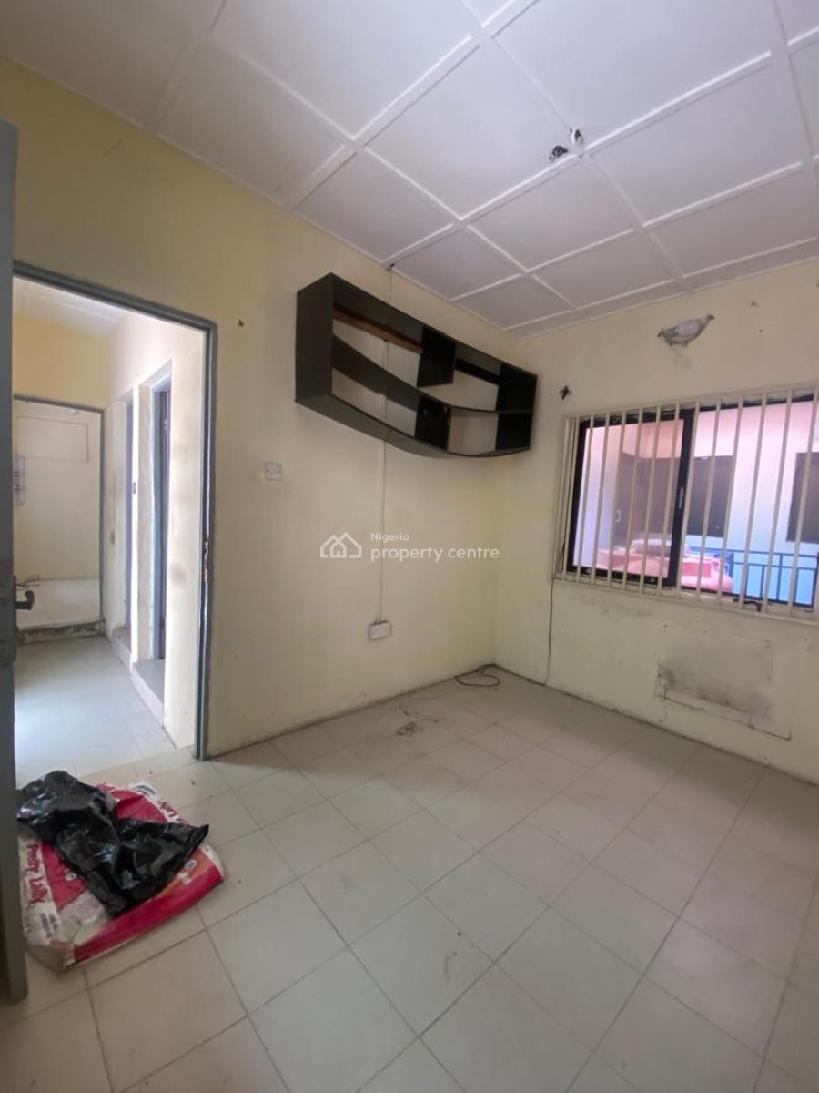 Spacious Miniflat, Femi Okunu Estate, Jakande, Lekki, Lagos, Mini Flat (room and Parlour) for Rent