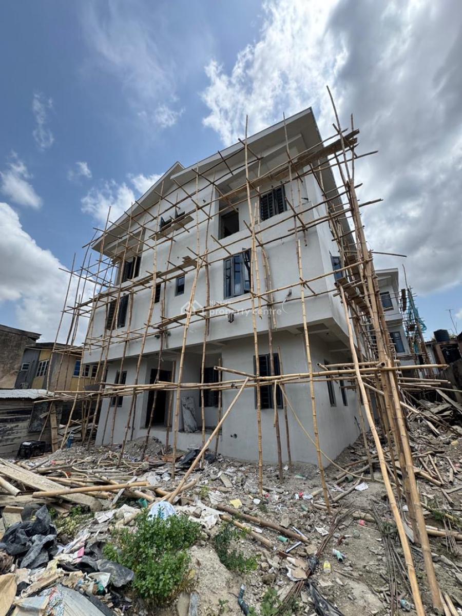 Nicely Built 4 Bedroom Semi Detached Duplex with Bq, Gbagada, Gbagada, Lagos, Semi-detached Duplex for Sale