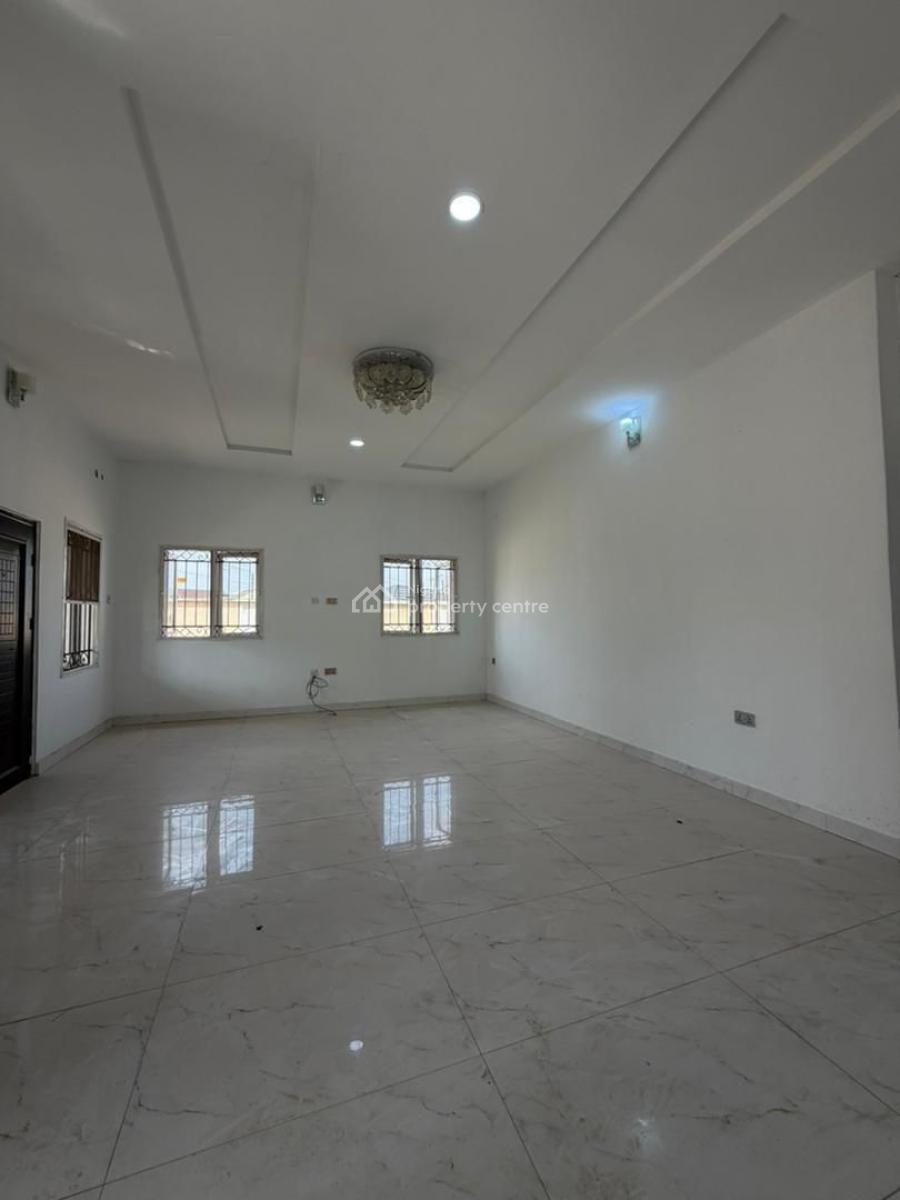 4 Bedroom Duplex, Kolapo Ishola Gra, Akobo, Ibadan, Oyo, Semi-detached Duplex for Sale