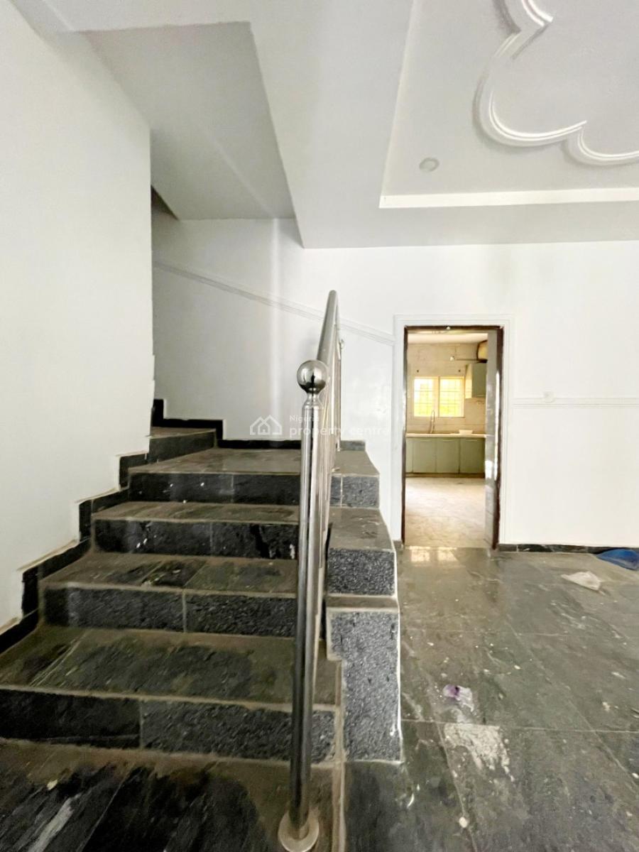 Massive 3bedroom Terrace Duplex with Bq in an Estate, Kubwa District, Kubwa, Abuja, Terraced Duplex for Sale