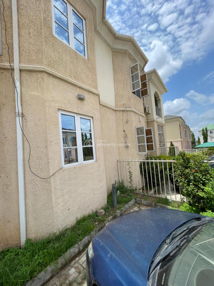 Massive 3bedroom Terrace Duplex with Bq in an Estate, Kubwa District, Kubwa, Abuja, Terraced Duplex for Rent