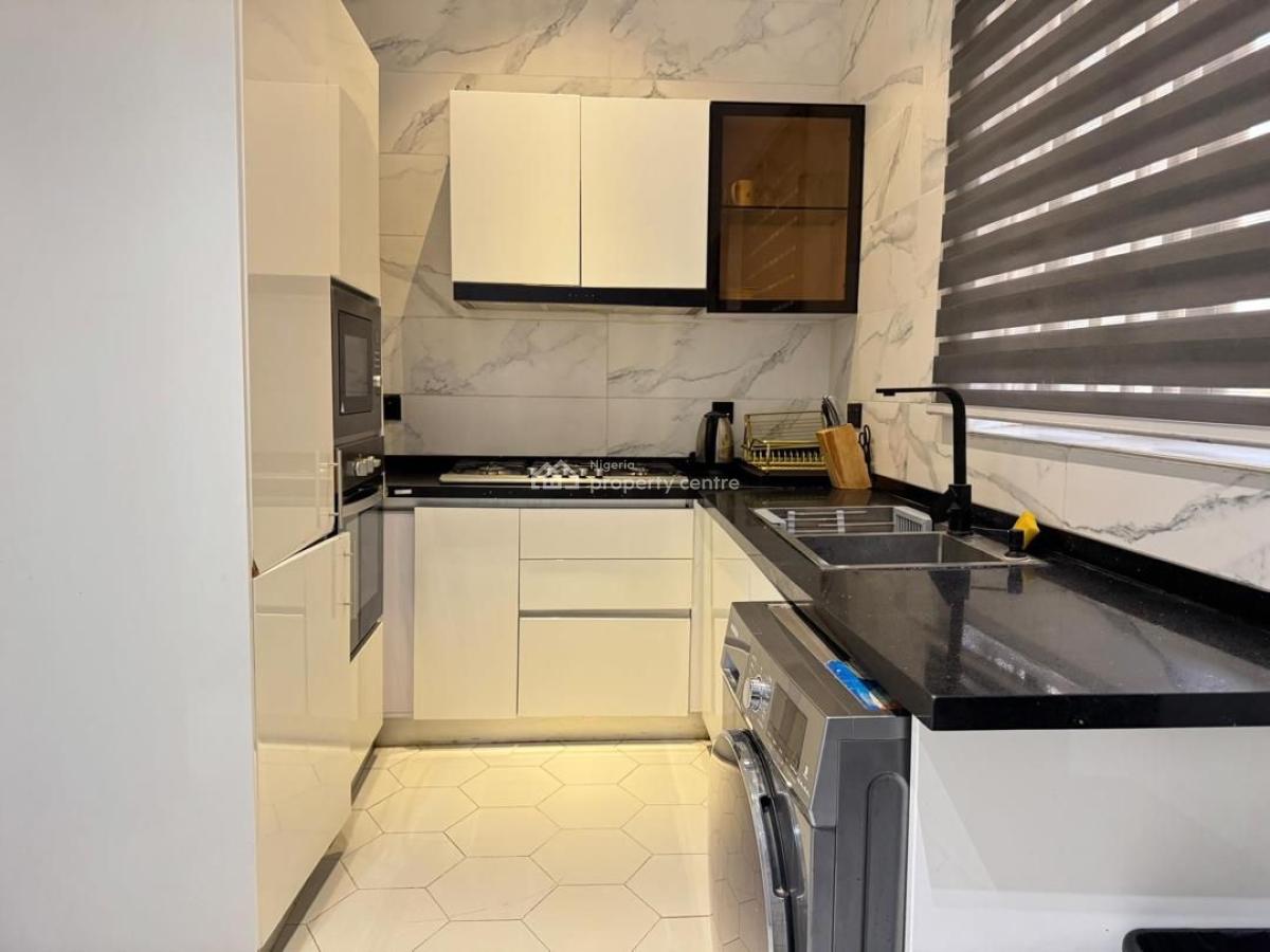 Fully Serviced Furnished 2 Bedrooms Penthouse with Swimming Pool & Gy, Lekki Phase 1, Lekki, Lagos, Flat / Apartment for Rent