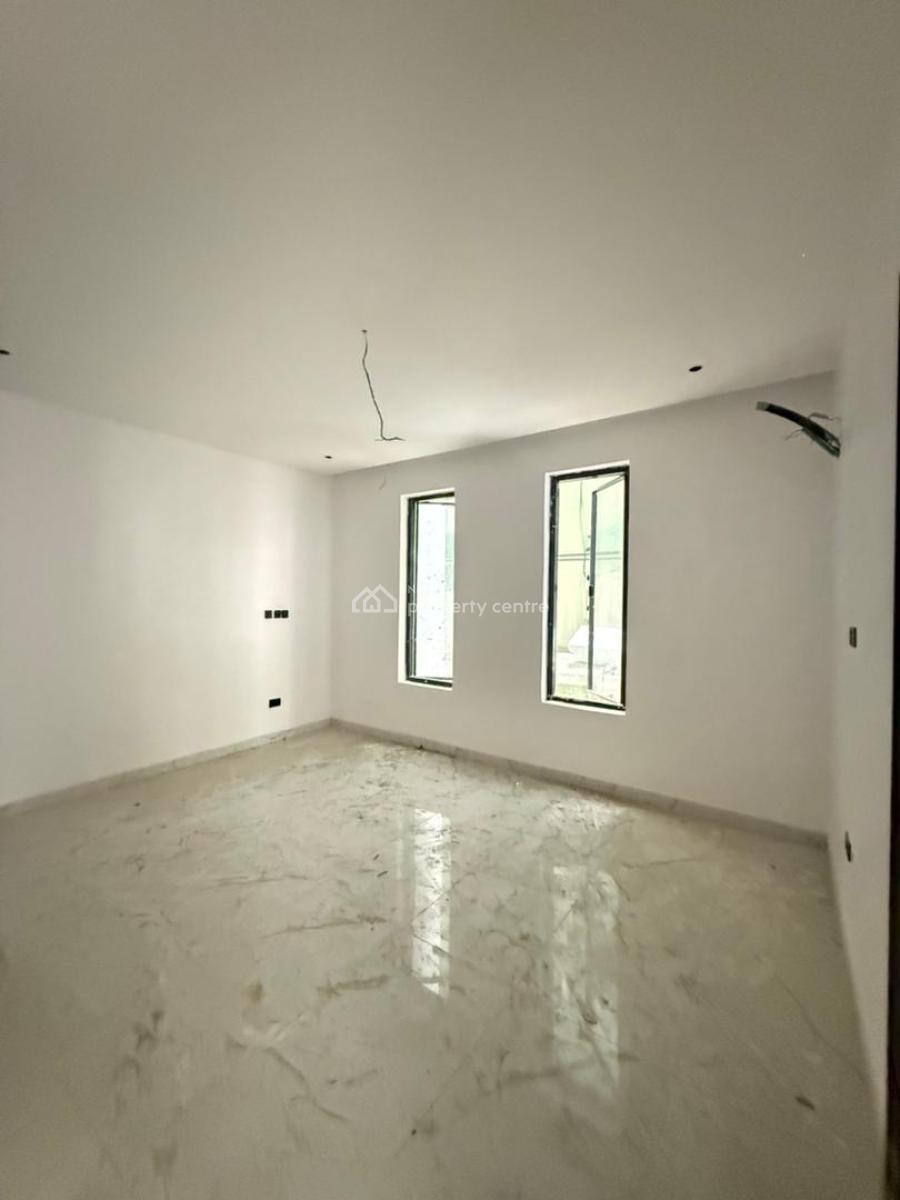 Brand New Luxurious 2 Bedroom Apartment, Lekki Phase 1, Lekki, Lagos, Block of Flats for Sale