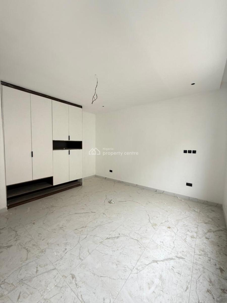 Brand New Luxurious 2 Bedroom Apartment, Lekki Phase 1, Lekki, Lagos, Block of Flats for Sale
