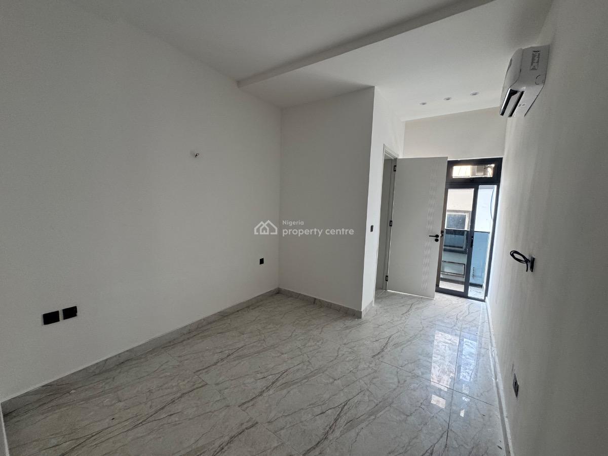 a Brand New Serviced 3 Bedroom Duplex with a Bq in Lekki 1., Lekki Phase 1., Lekki Phase 1, Lekki, Lagos, Terraced Duplex for Rent