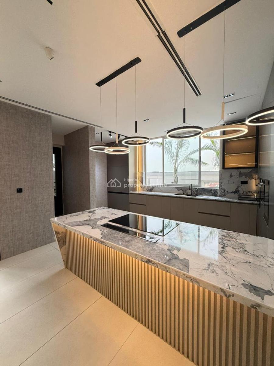 Breathtaking Luxurious 3 Bedroom Penthouse with Gym and Pool, Lekki Phase 1, Lekki, Lagos, Flat / Apartment for Sale