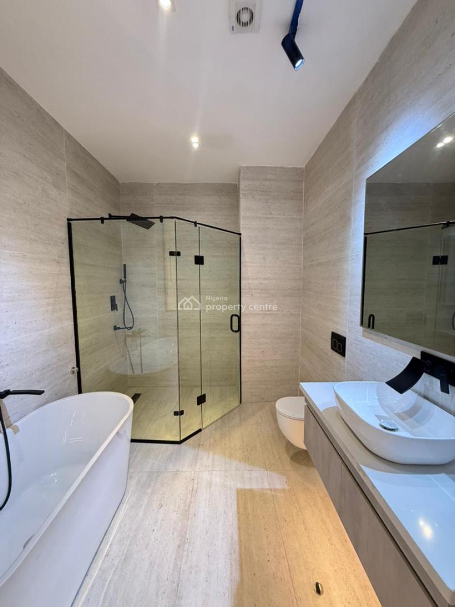 Breathtaking Luxurious 3 Bedroom Penthouse with Gym and Pool, Lekki Phase 1, Lekki, Lagos, Flat / Apartment for Sale