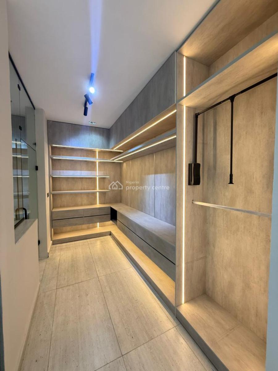 Breathtaking Luxurious 3 Bedroom Penthouse with Gym and Pool, Lekki Phase 1, Lekki, Lagos, Flat / Apartment for Sale