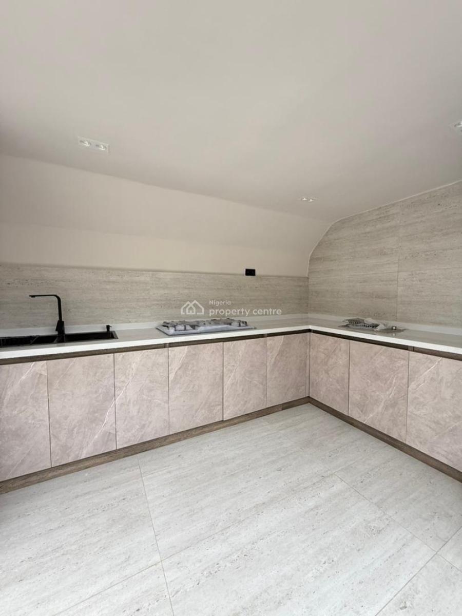 Breathtaking Luxurious 3 Bedroom Penthouse with Gym and Pool, Lekki Phase 1, Lekki, Lagos, Flat / Apartment for Sale