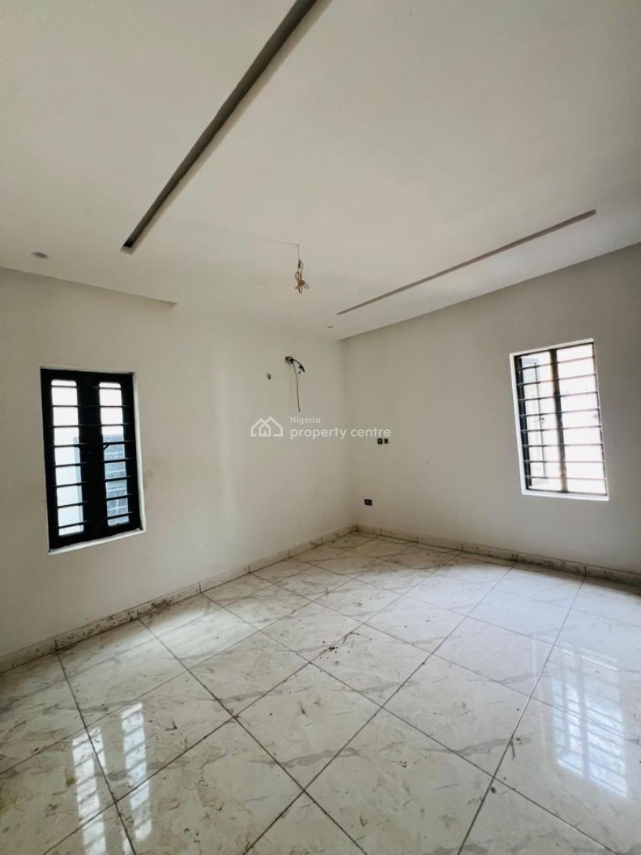 2bedroom Apartment, Ologolo, Lekki, Lagos, Flat / Apartment for Sale